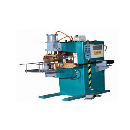 新聞 濟寧1.25米鋼筋籠滾焊機 數(shù)控鋼筋骨架滾焊機 鋼筋籠滾焊機成型機招商