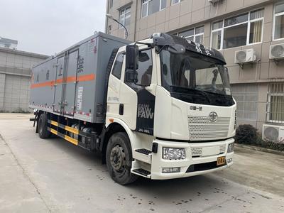 貴州省銅仁地區東風天錦9.6米廂式危險品運輸車及氣瓶運輸車出廠價解析